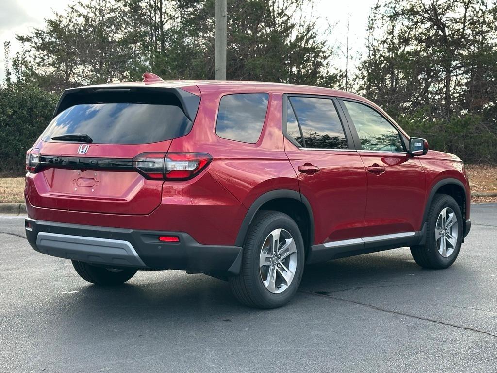 new 2025 Honda Pilot car, priced at $41,350