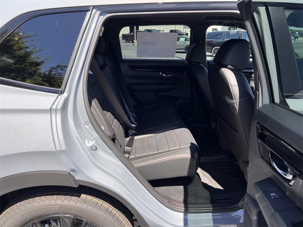 new 2026 Honda CR-V Hybrid car, priced at $42,155