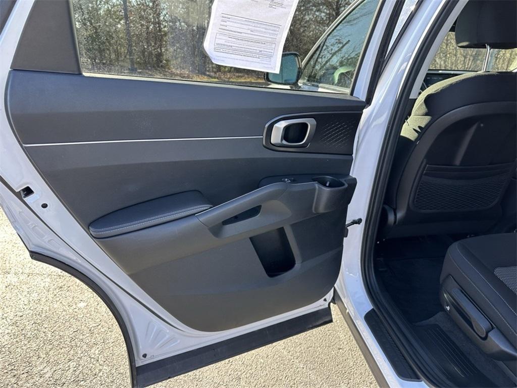 used 2023 Kia Sorento car, priced at $23,750