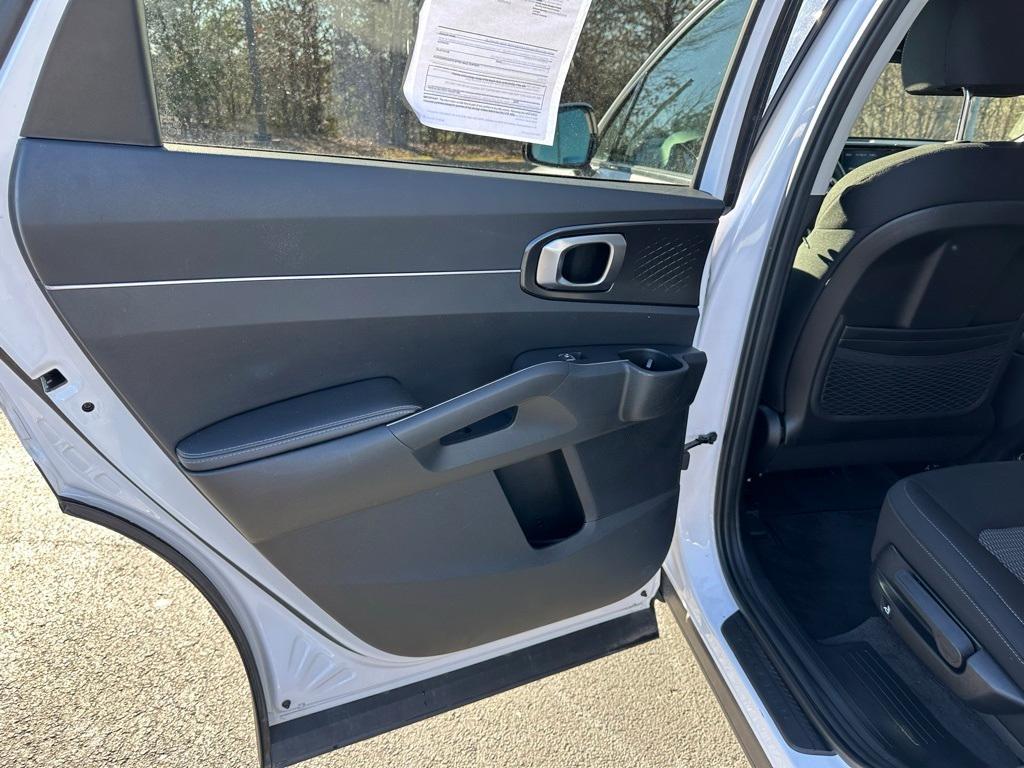 used 2023 Kia Sorento car, priced at $24,000