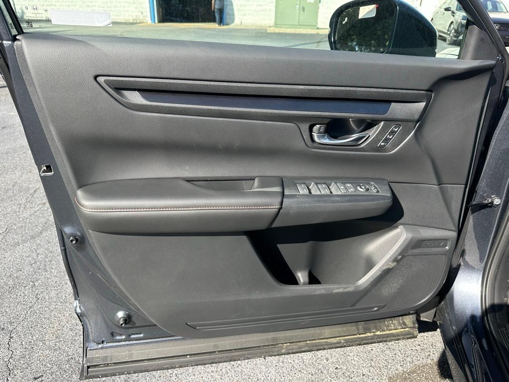 new 2025 Honda CR-V Hybrid car, priced at $36,045