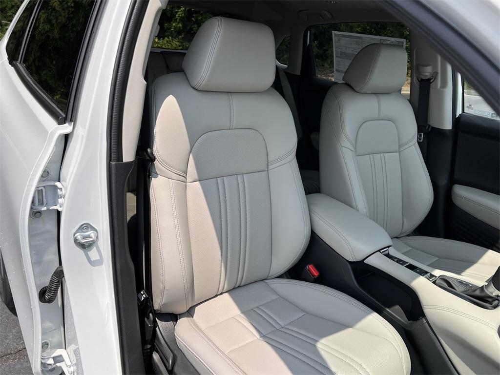 new 2025 Honda HR-V car, priced at $29,350