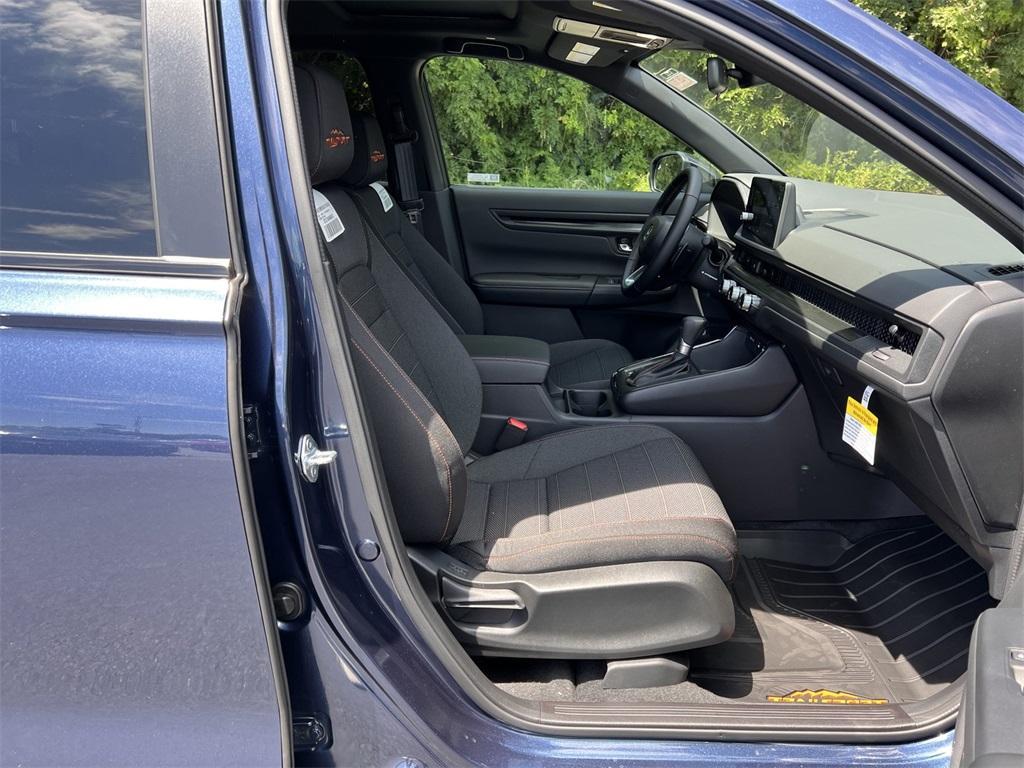 new 2026 Honda CR-V Hybrid car, priced at $38,195