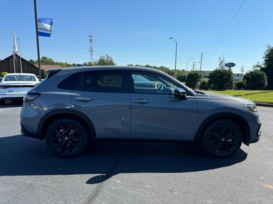 new 2025 Honda HR-V car, priced at $28,505