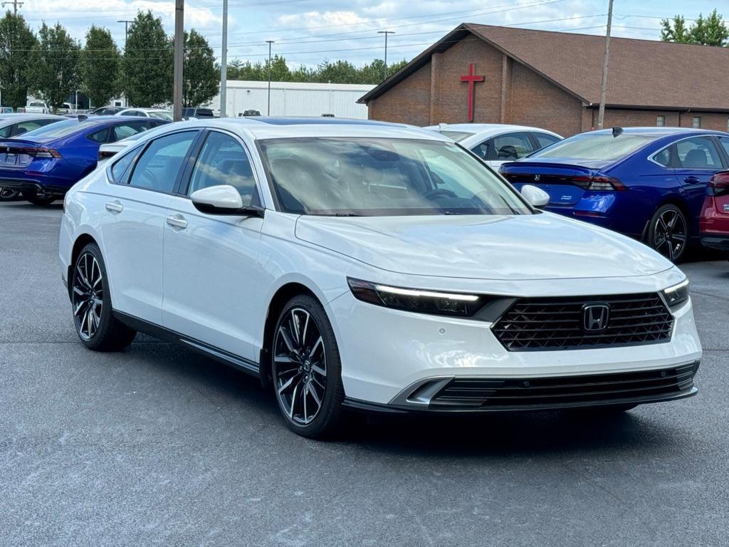 new 2024 Honda Accord Hybrid car, priced at $37,190