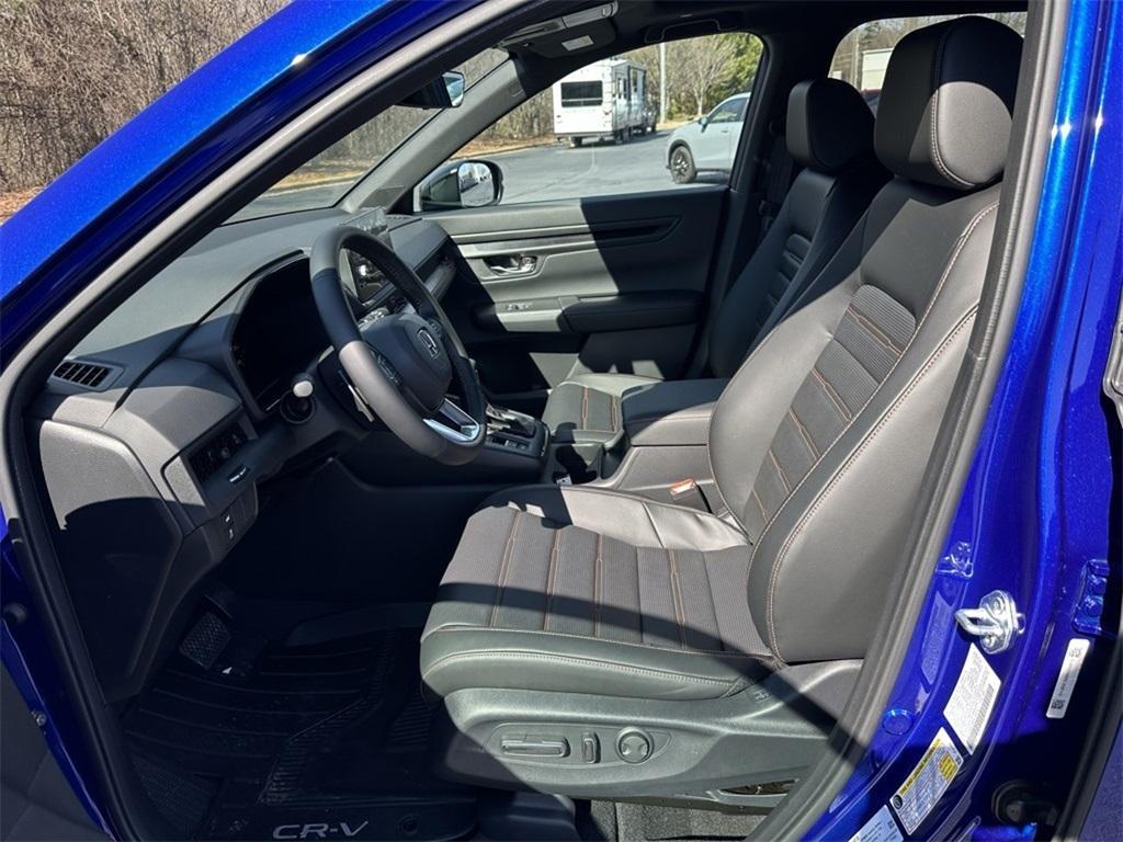 new 2025 Honda CR-V Hybrid car, priced at $36,455