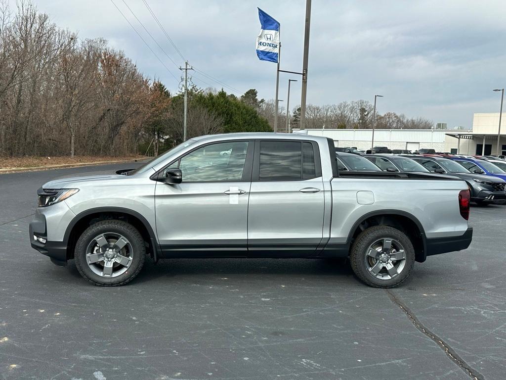 new 2025 Honda Ridgeline car, priced at $42,775