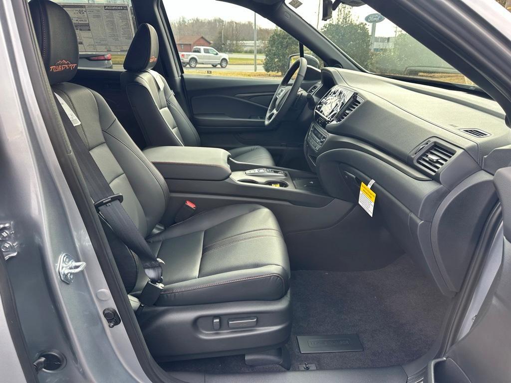 new 2025 Honda Ridgeline car, priced at $42,775