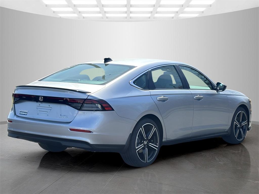 new 2025 Honda Accord Hybrid car, priced at $32,305