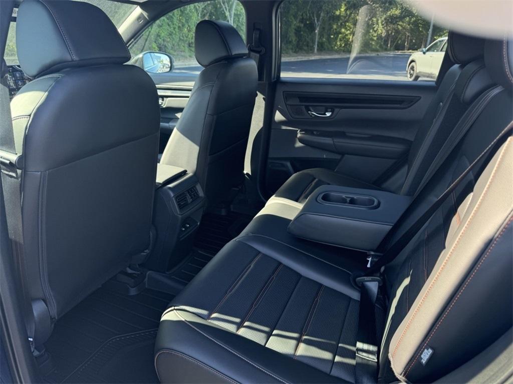 new 2025 Honda CR-V Hybrid car, priced at $37,200