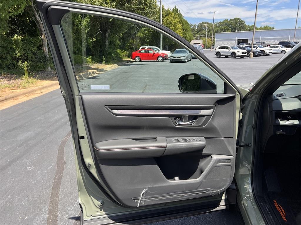 new 2026 Honda CR-V Hybrid car, priced at $38,650