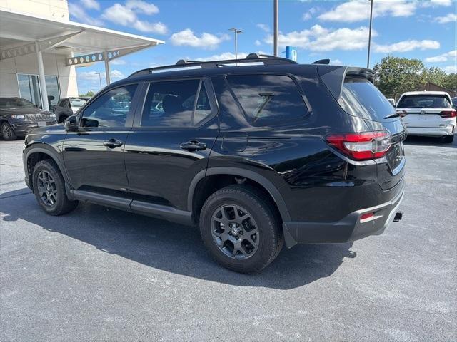 used 2025 Honda Pilot car, priced at $45,500