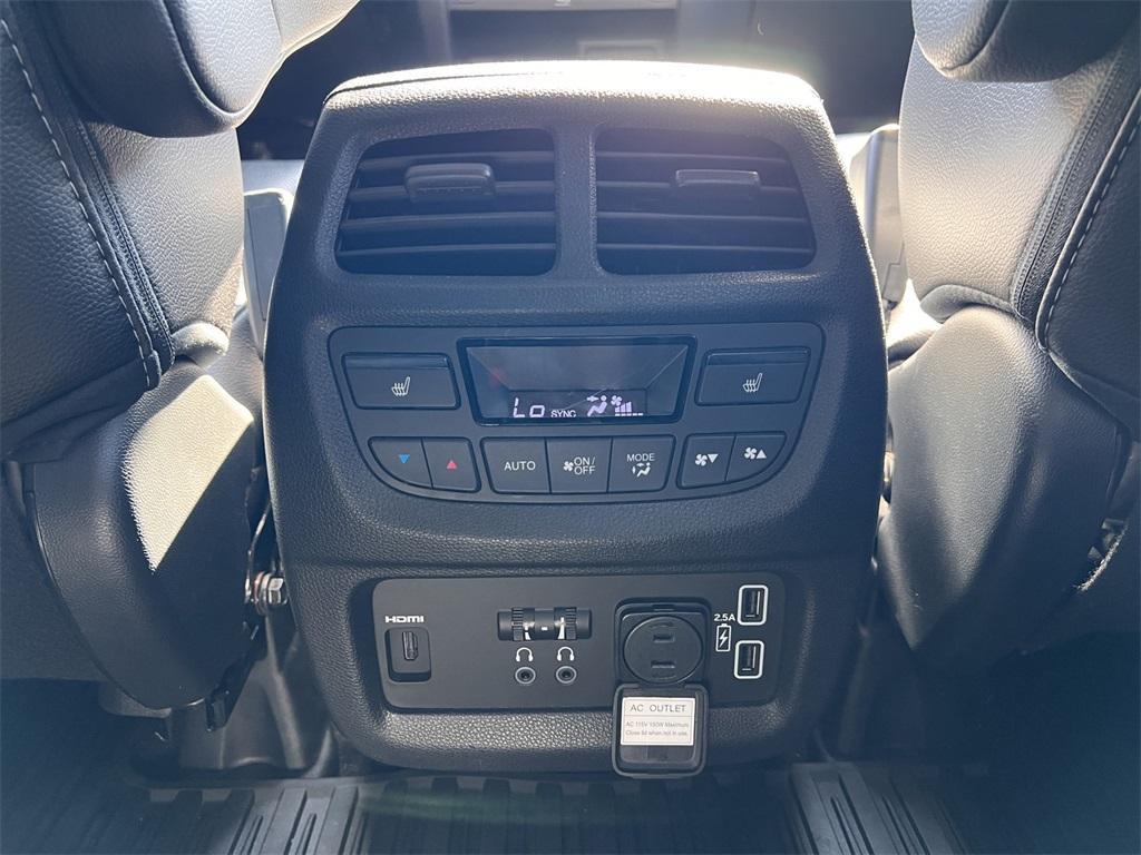 used 2020 Honda Pilot car, priced at $29,000