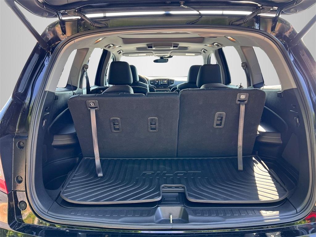 used 2020 Honda Pilot car, priced at $29,000