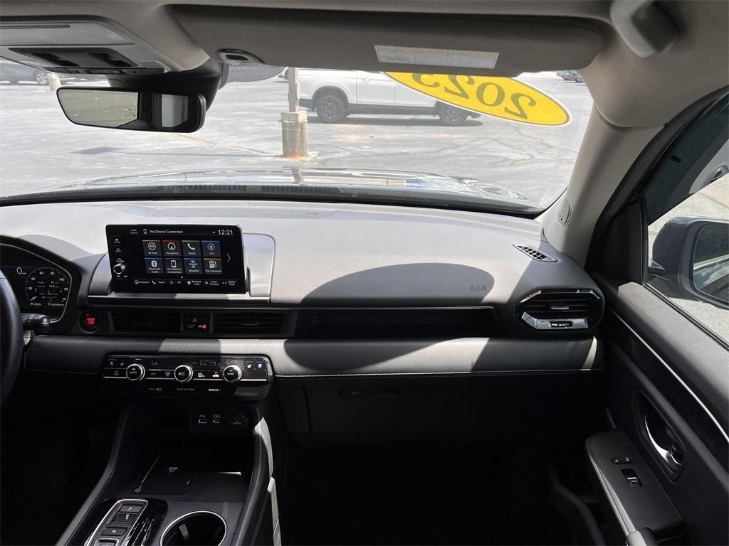 used 2023 Honda Pilot car, priced at $44,000