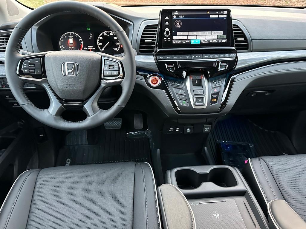 new 2025 Honda Odyssey car, priced at $48,275