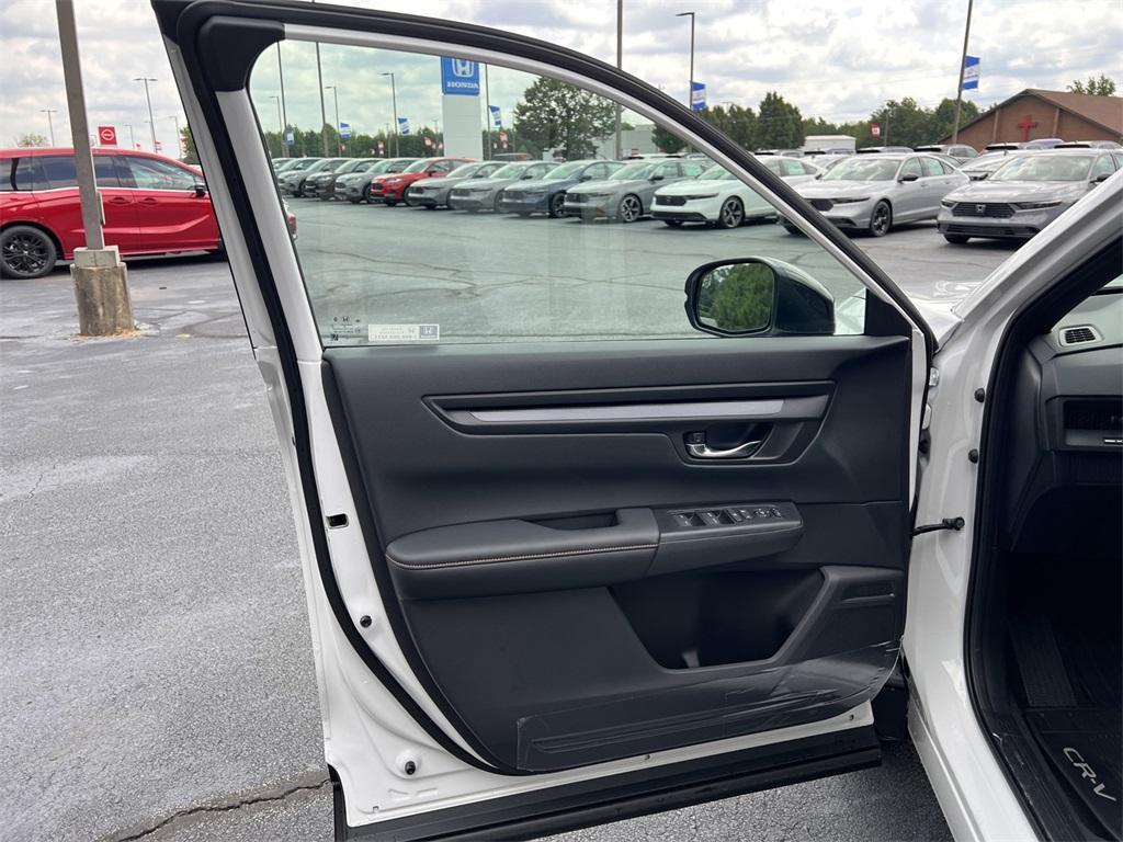 new 2026 Honda CR-V Hybrid car, priced at $35,480