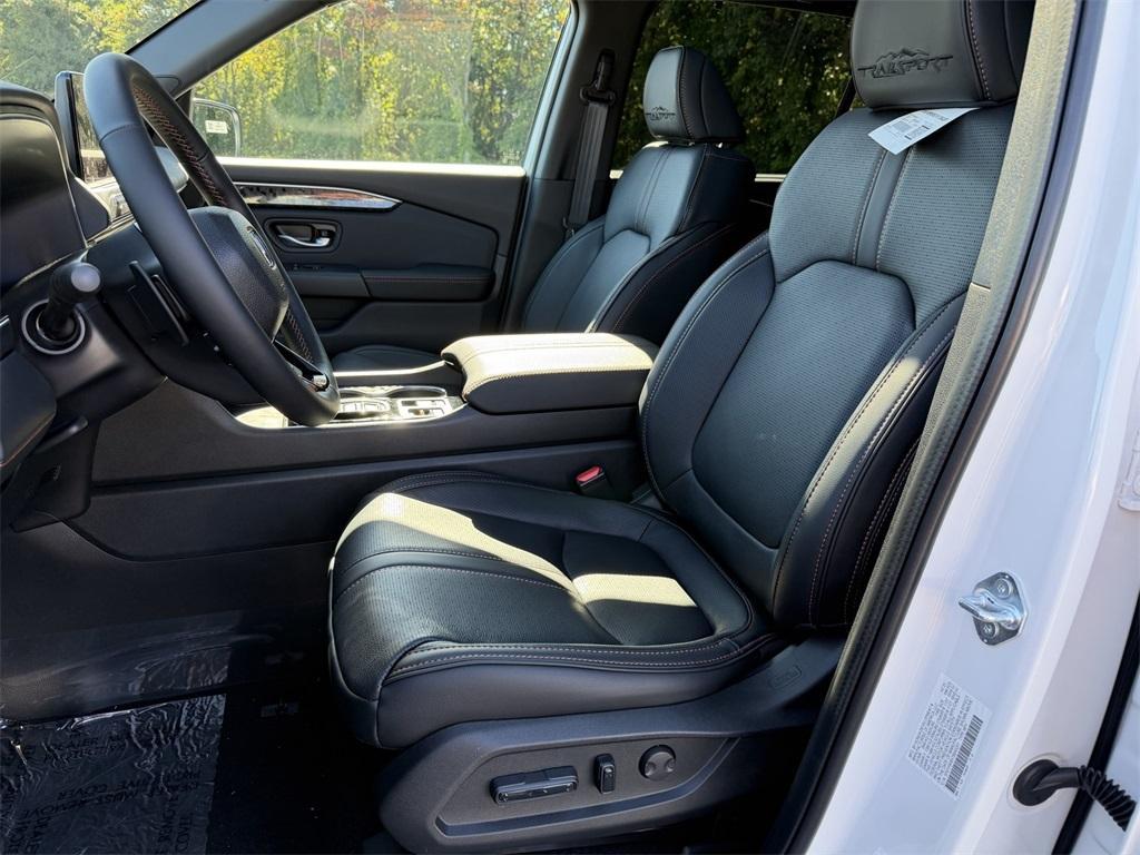 new 2026 Honda Passport car, priced at $54,100