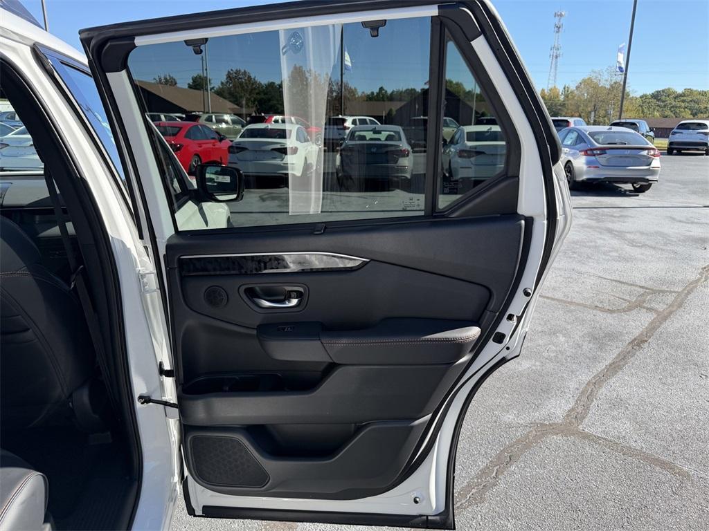new 2026 Honda Passport car, priced at $54,100