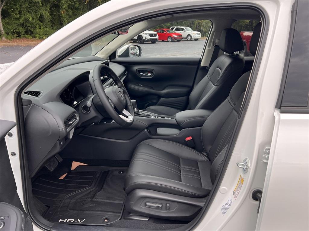 new 2026 Honda HR-V car, priced at $29,400