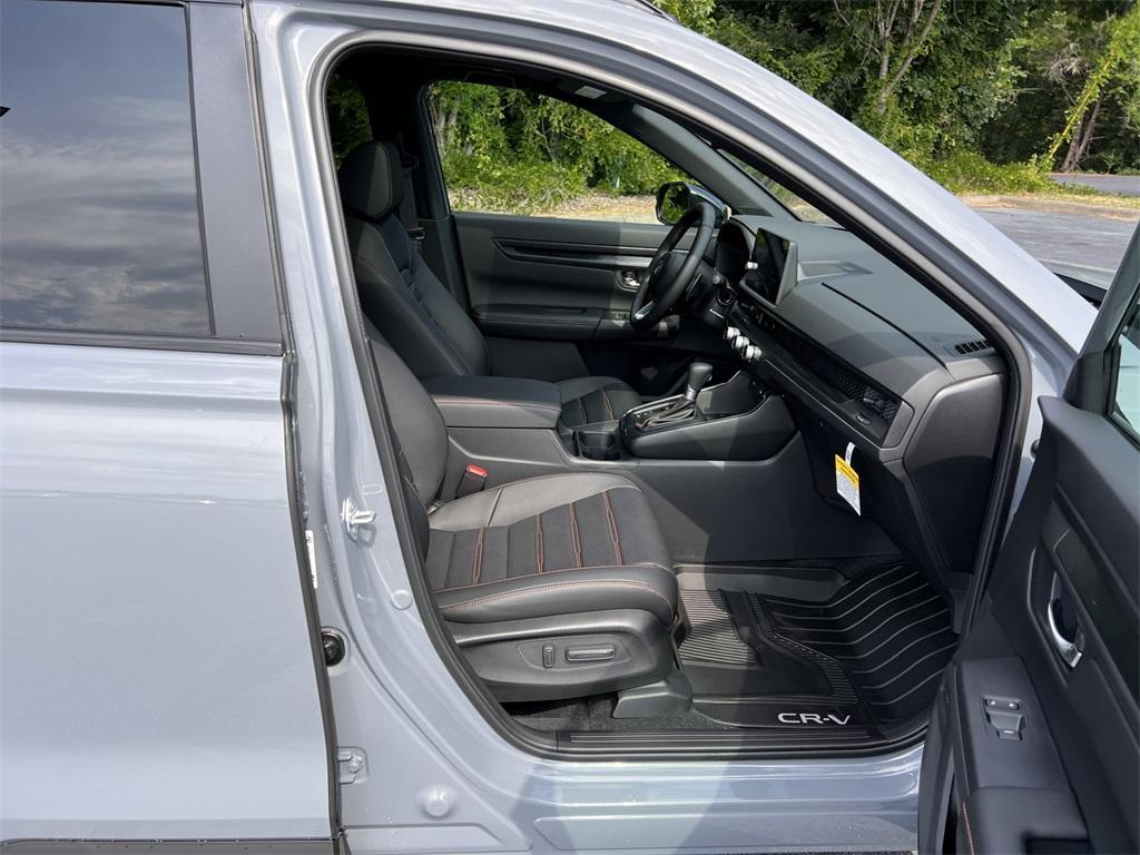 new 2026 Honda CR-V Hybrid car, priced at $38,575