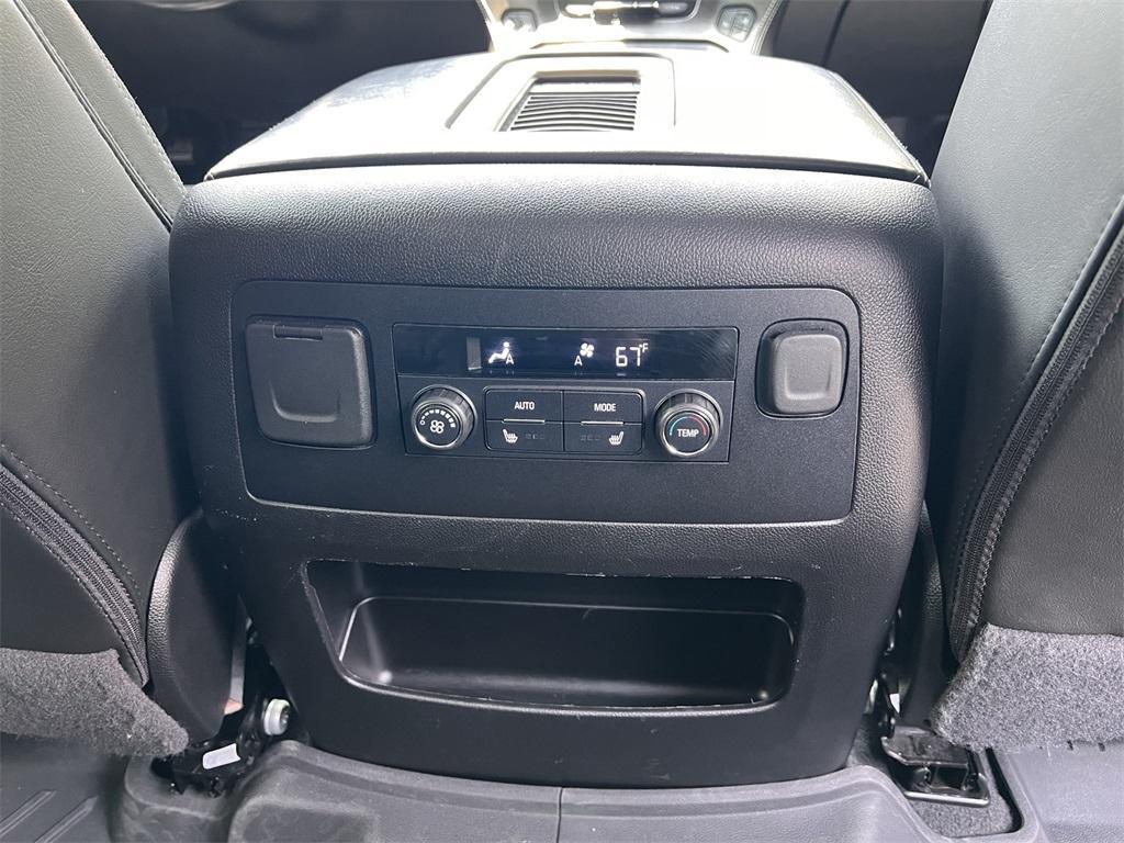 used 2020 GMC Yukon XL car, priced at $36,750