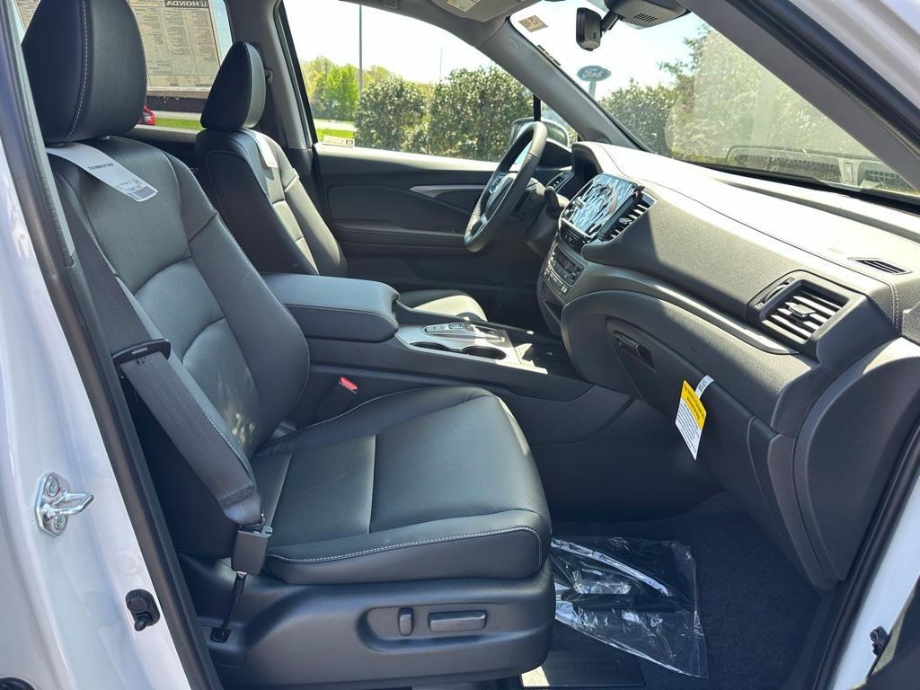 new 2025 Honda Ridgeline car, priced at $44,885