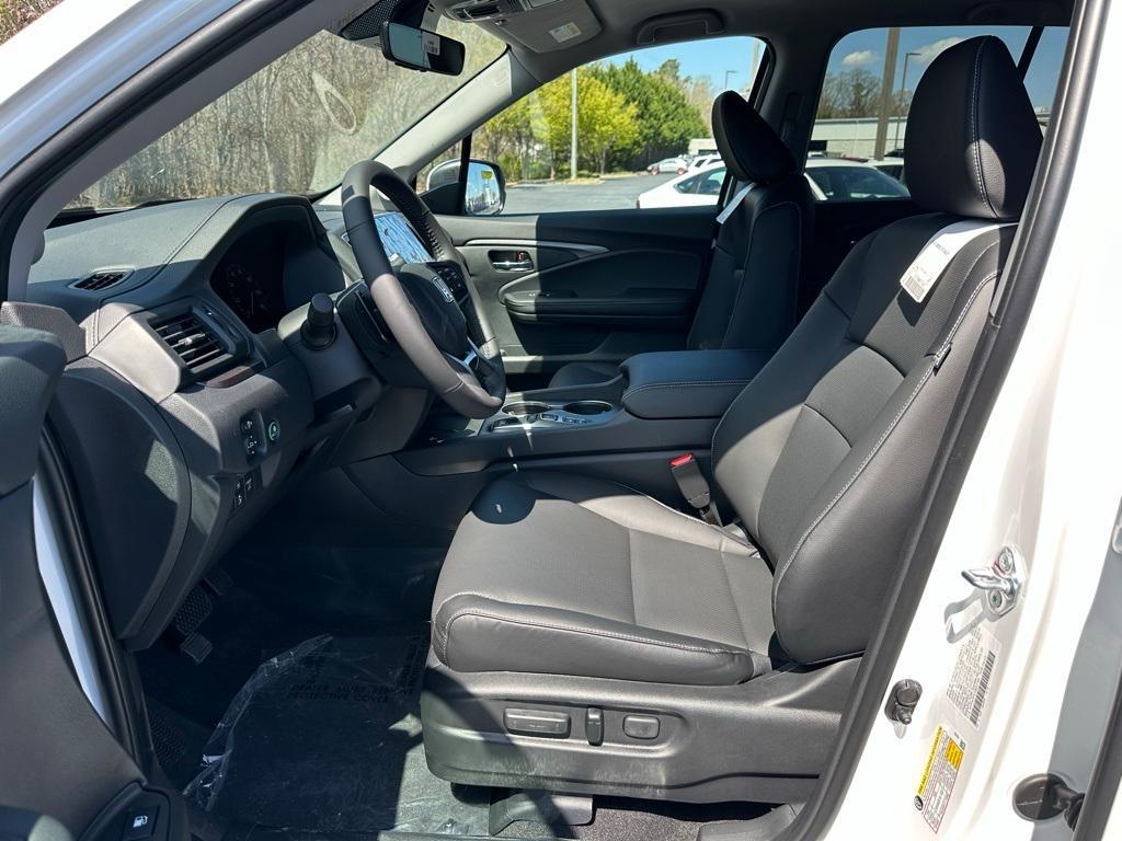 new 2025 Honda Ridgeline car, priced at $44,885