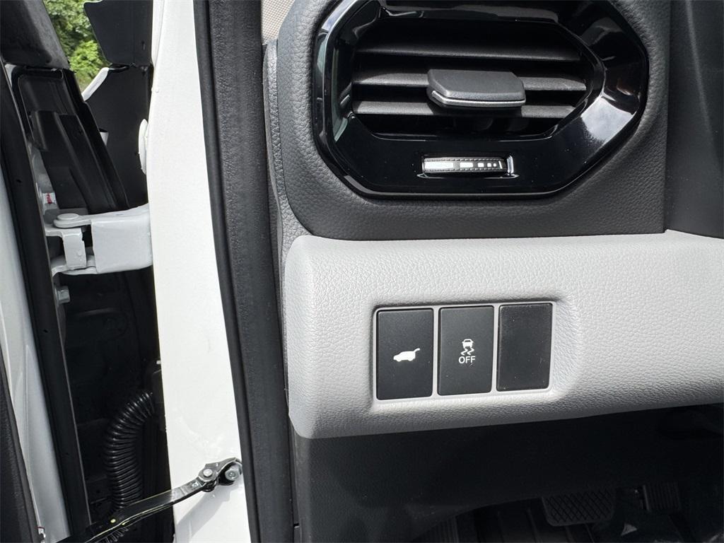 new 2025 Honda Pilot car, priced at $41,405