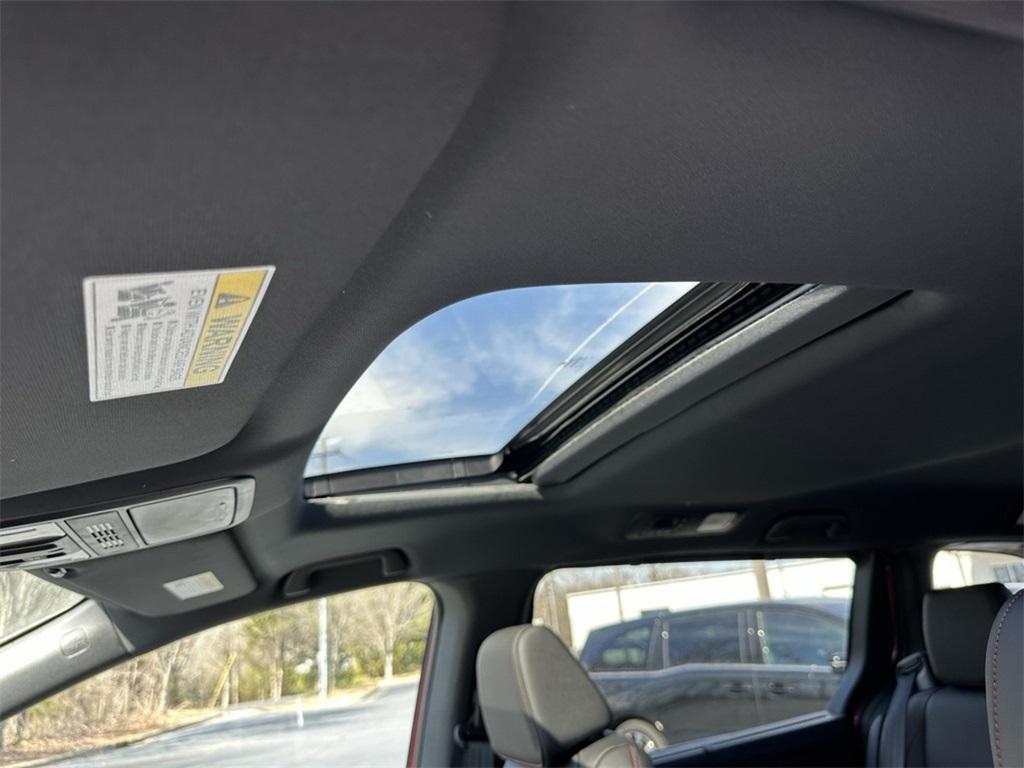new 2025 Honda Odyssey car, priced at $41,420