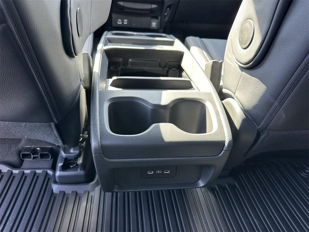 new 2025 Honda Odyssey car, priced at $41,420