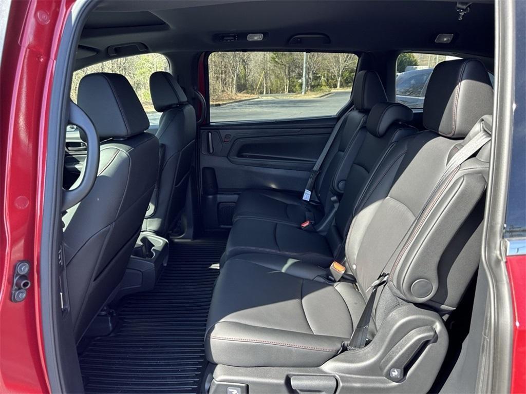 new 2025 Honda Odyssey car, priced at $41,420