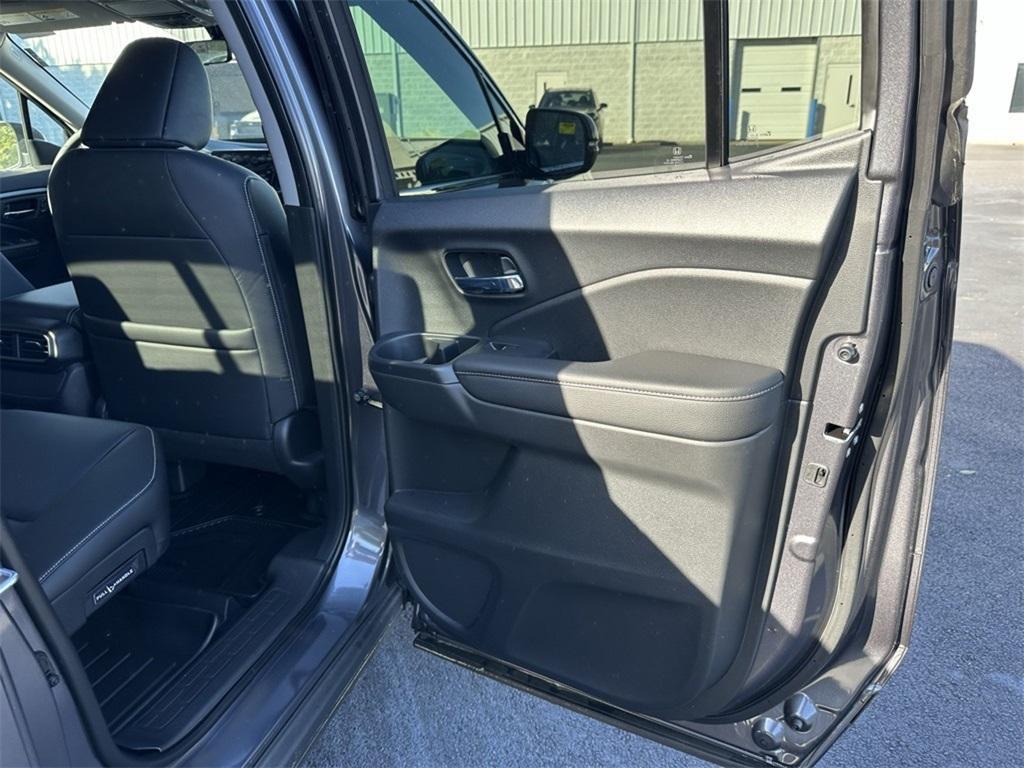 new 2025 Honda Ridgeline car, priced at $41,330