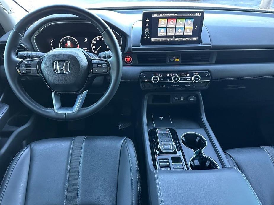 used 2023 Honda Pilot car, priced at $43,000