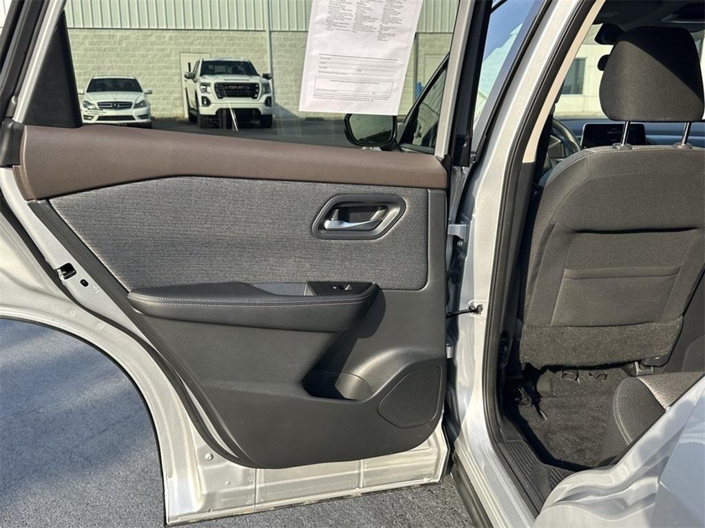 used 2022 Nissan Rogue car, priced at $22,000
