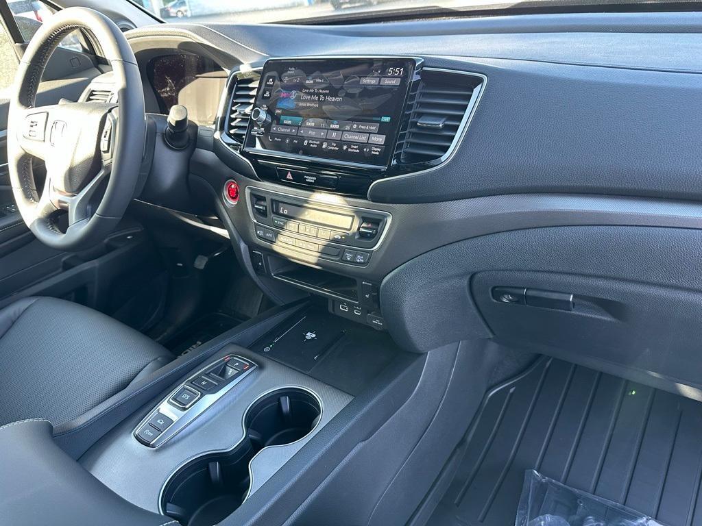 new 2025 Honda Ridgeline car, priced at $41,330
