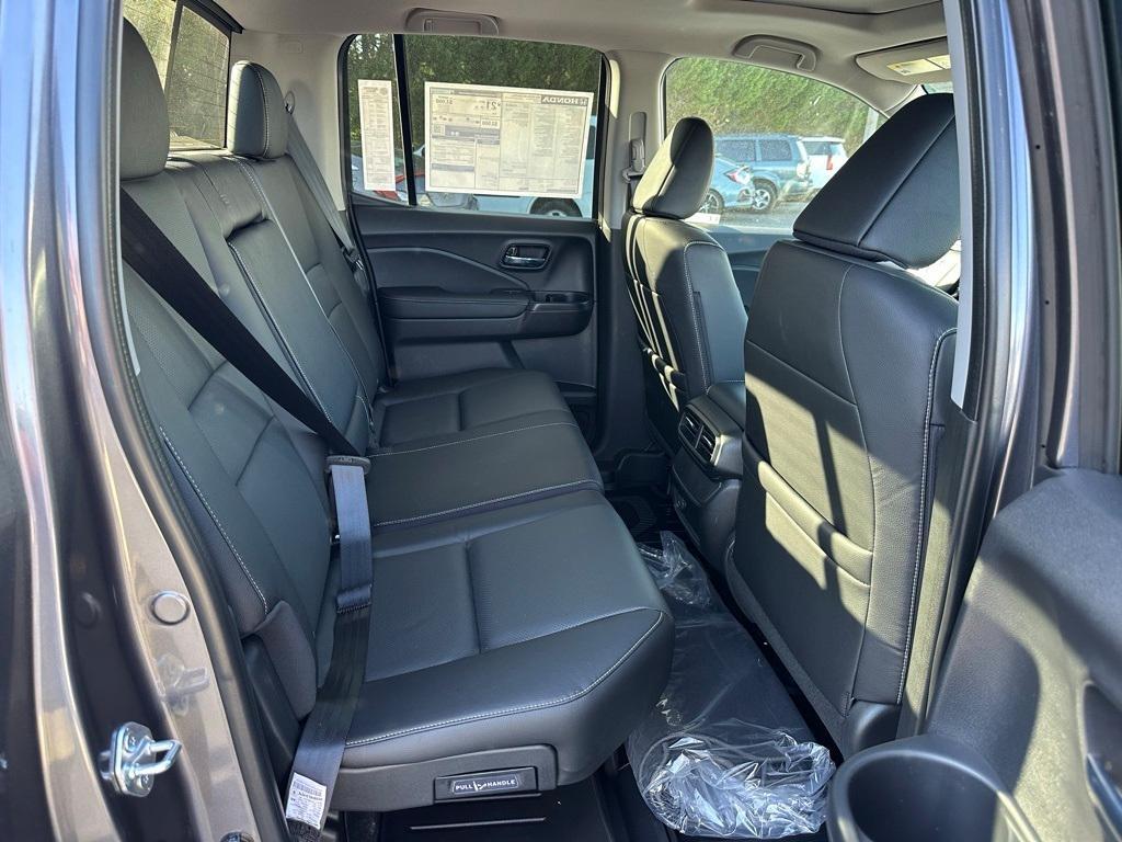 new 2025 Honda Ridgeline car, priced at $41,330