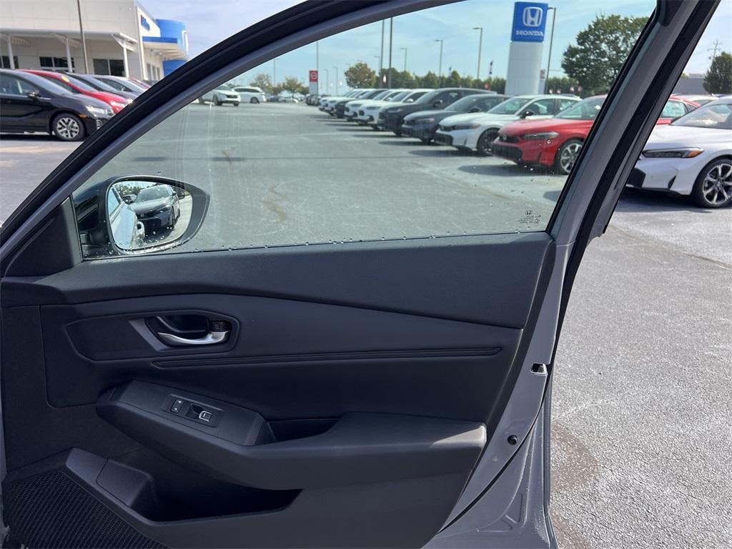 new 2025 Honda Accord car, priced at $29,165