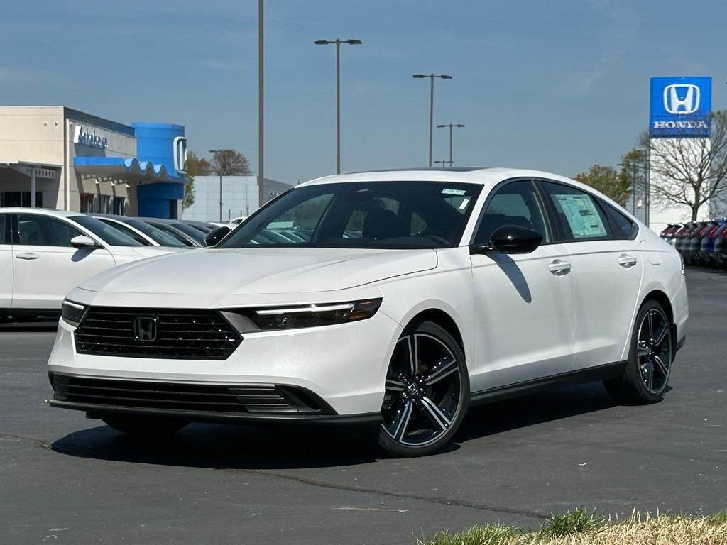 new 2025 Honda Accord Hybrid car, priced at $32,760