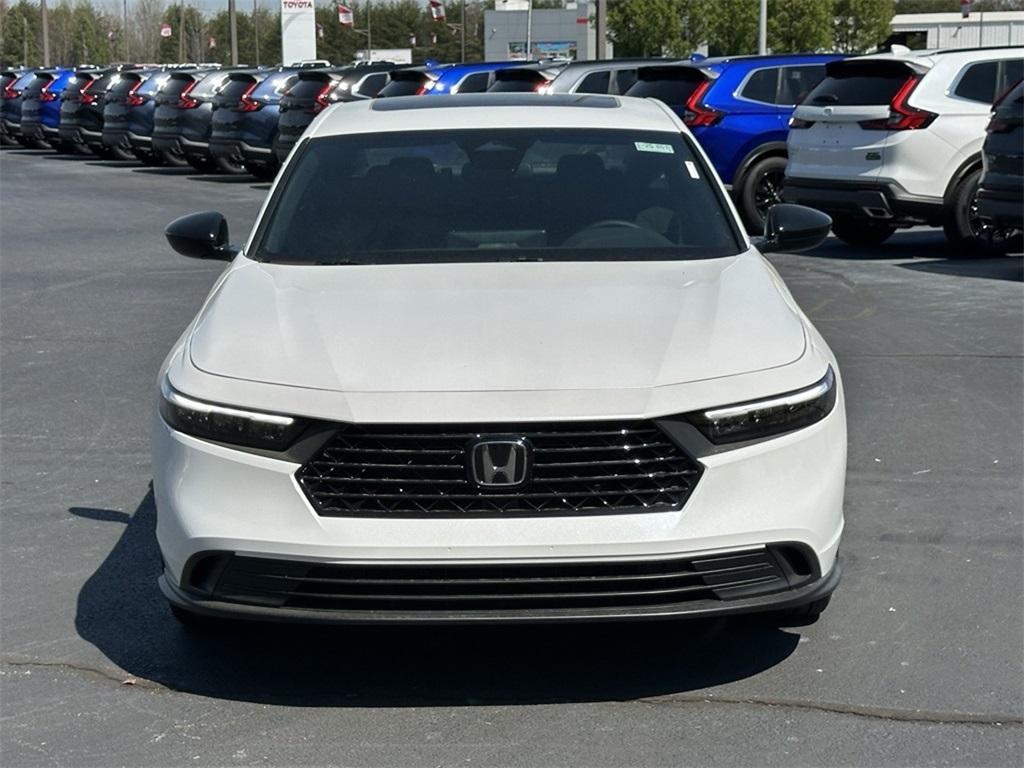 new 2025 Honda Accord Hybrid car, priced at $32,760