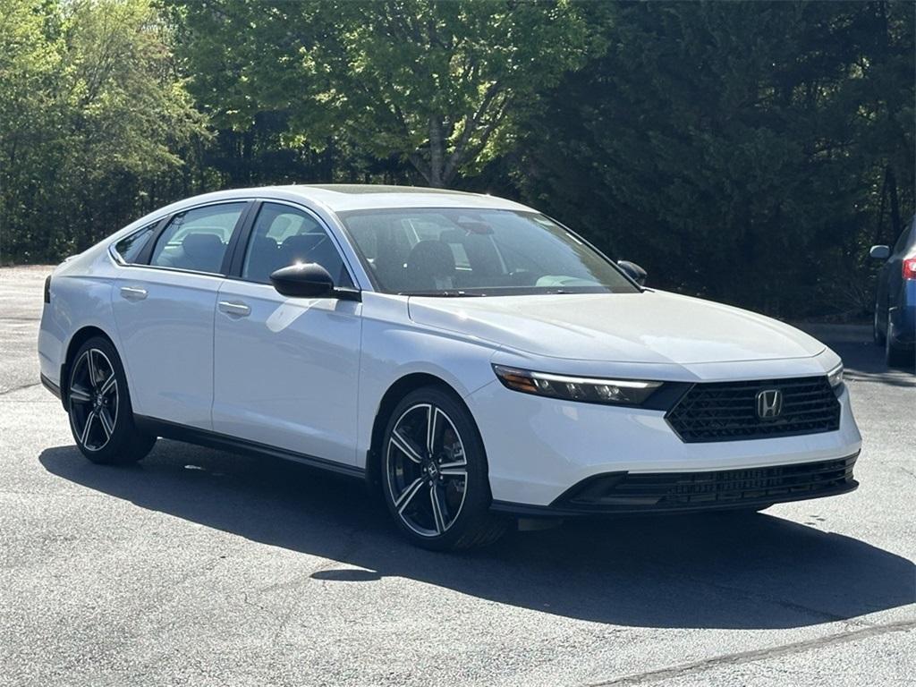 new 2025 Honda Accord Hybrid car, priced at $32,760