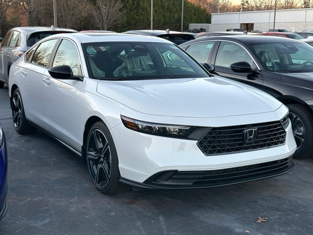 new 2025 Honda Accord Hybrid car, priced at $32,760