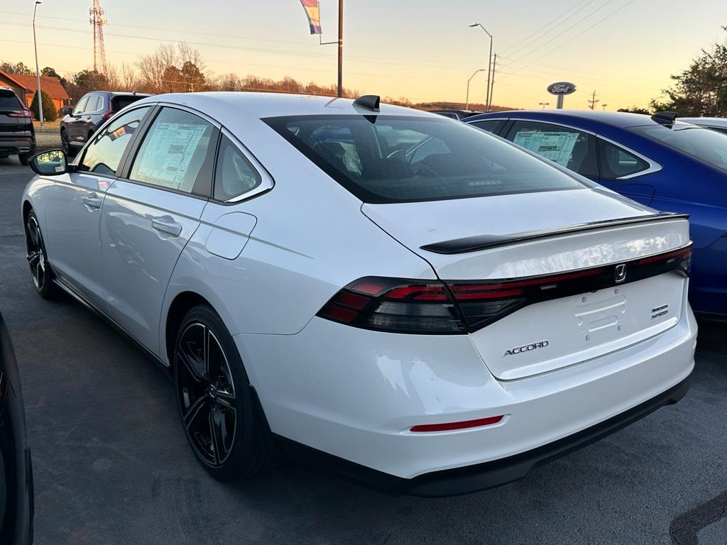 new 2025 Honda Accord Hybrid car, priced at $32,760