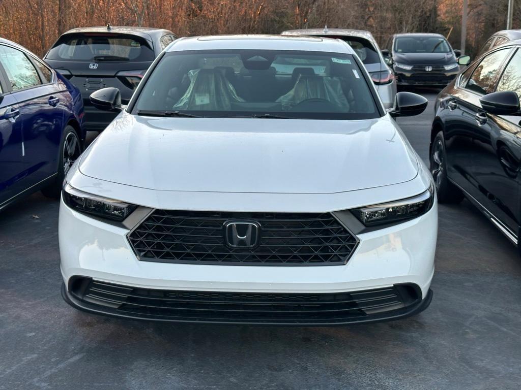 new 2025 Honda Accord Hybrid car, priced at $32,760