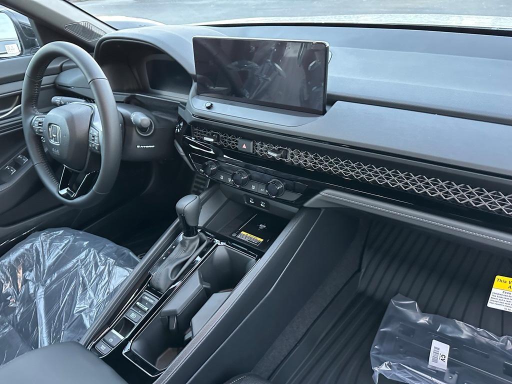 new 2025 Honda Accord Hybrid car, priced at $32,760