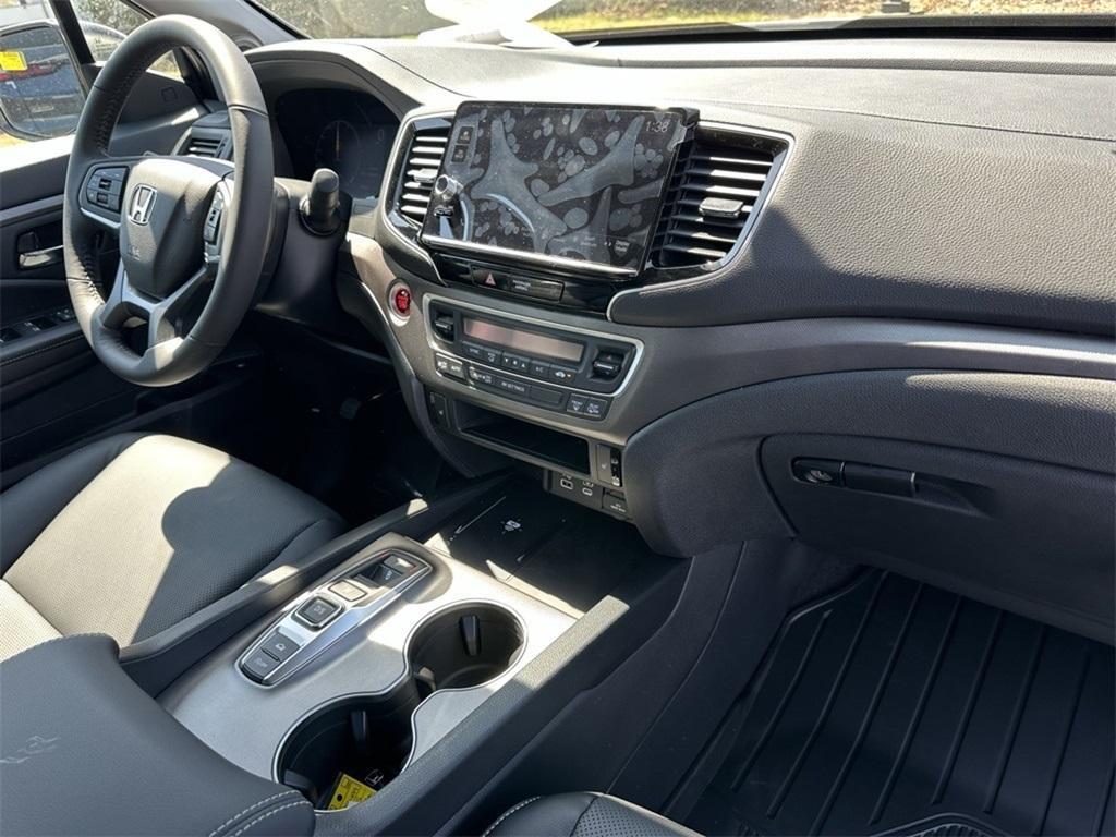 new 2025 Honda Ridgeline car, priced at $43,485