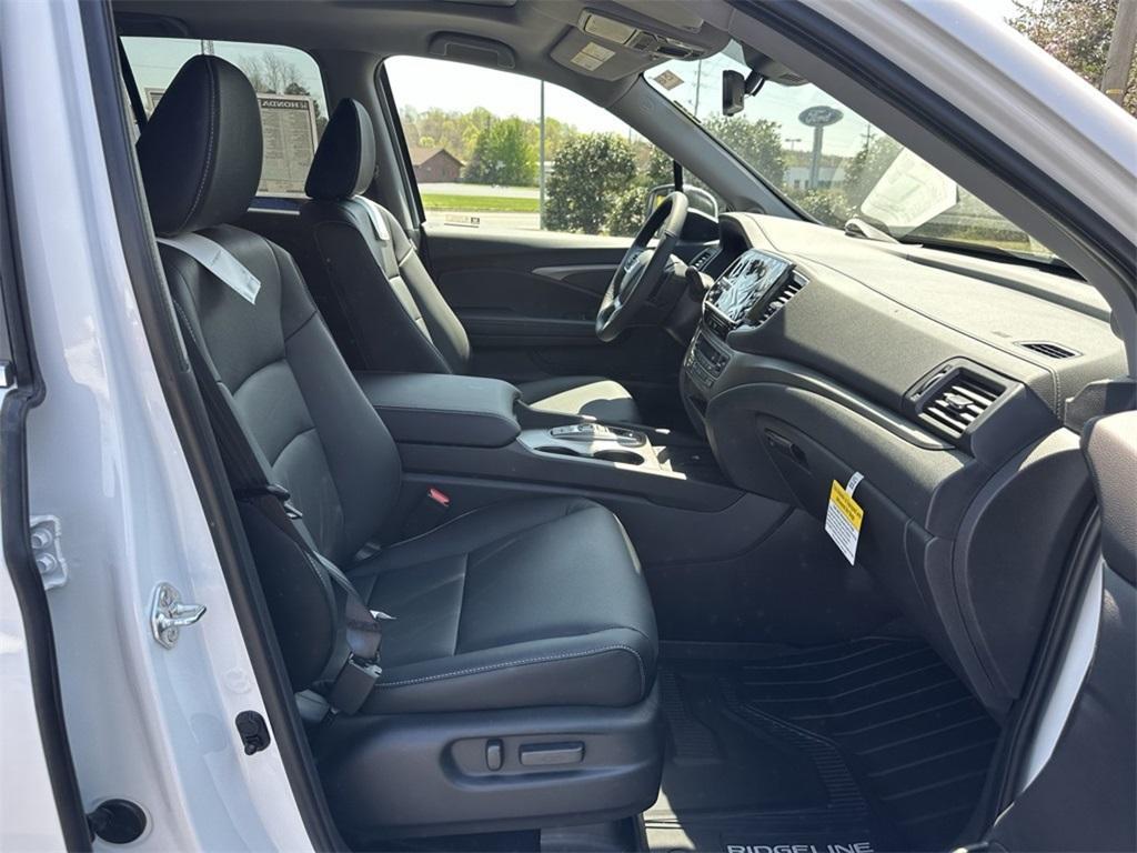 new 2025 Honda Ridgeline car, priced at $43,485