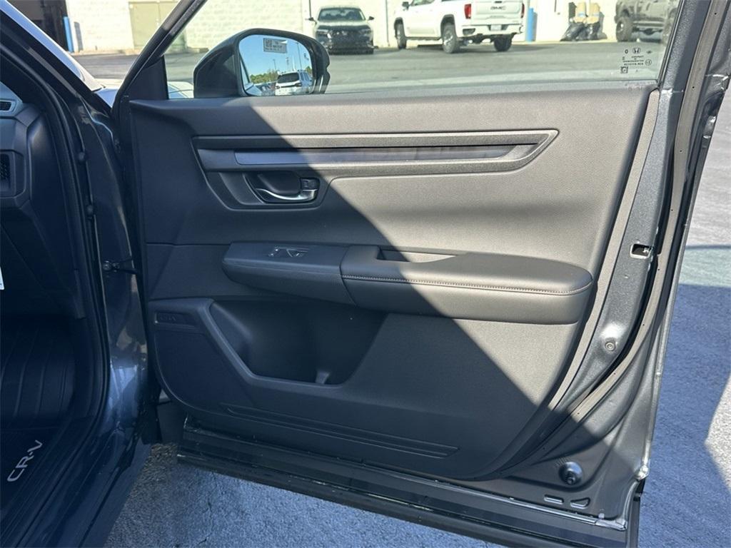 new 2025 Honda CR-V Hybrid car, priced at $36,045
