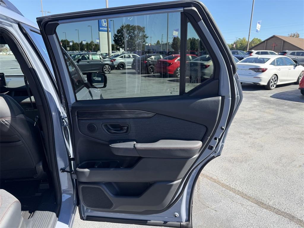 new 2026 Honda Passport car, priced at $50,485