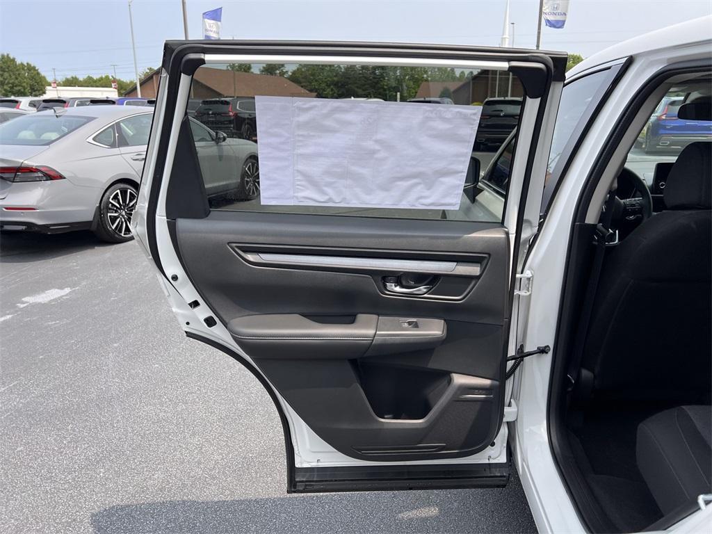 new 2025 Honda CR-V car, priced at $33,200